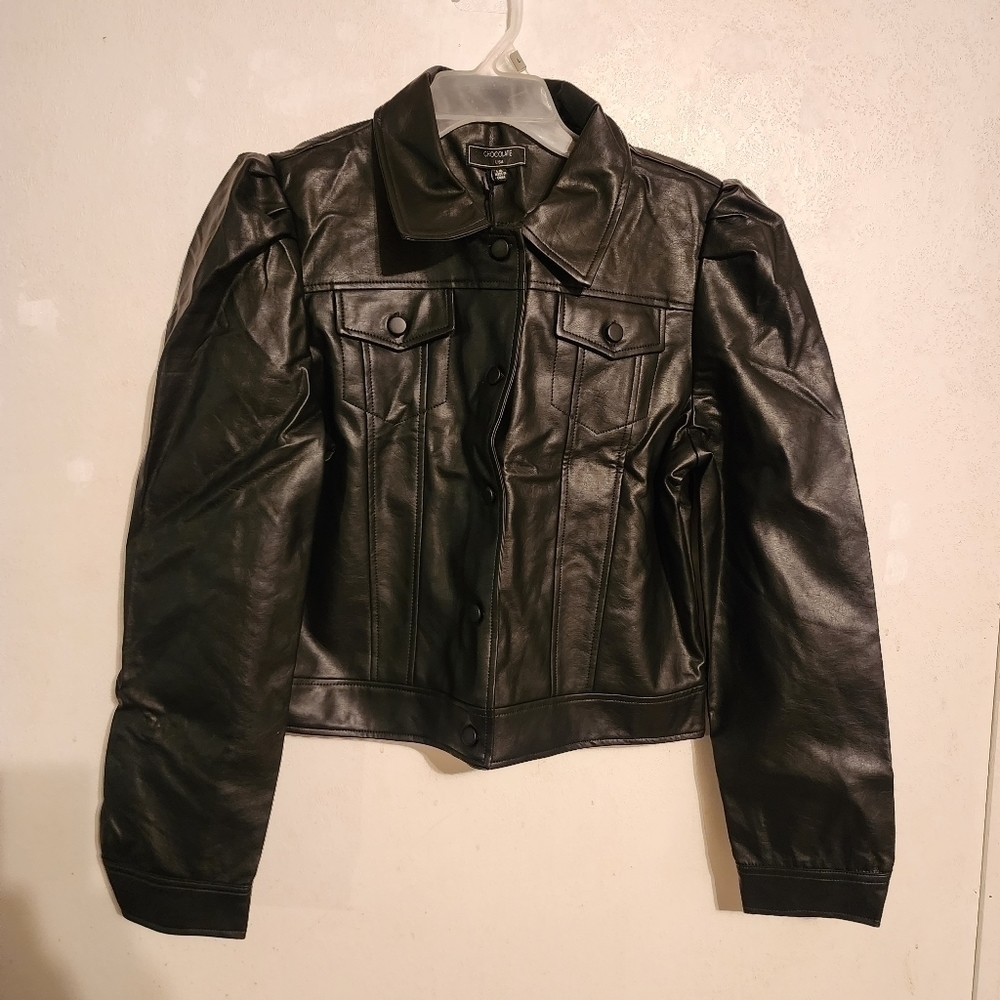 FLASH SALE 🔥 Chocolate U.S.A. Faux Leather Short Jacket Black Sz L NWT